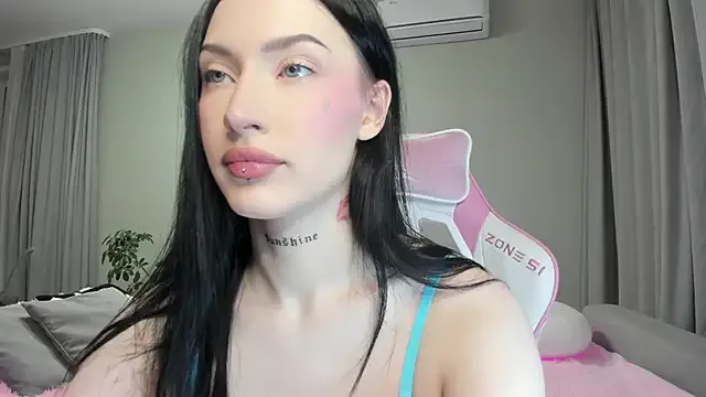 JenniferQueen11 — Freechat on StripChat