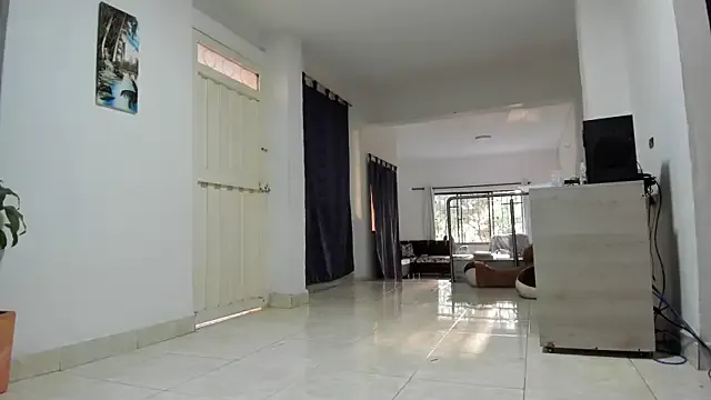 Jessica_Herrera_ — remove your bluse