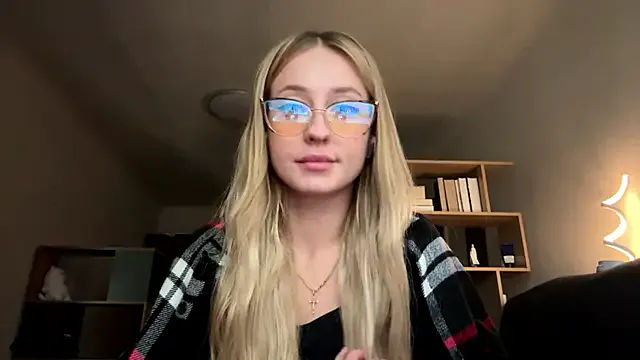 Jetta_Corsacami — Show me my lovely legs