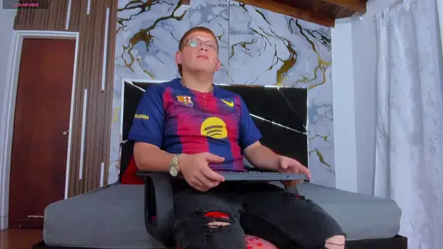 Jp_Ruszo — Remove all my clothes