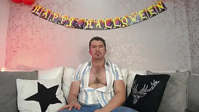 JuanKarloz_ — remove the shirt for 5 minutes