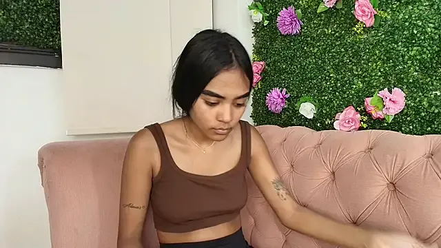 julieta_aguilar1 — BOUNCE MY BIG BOOBS CLOSE TO CAM
