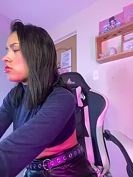 Julieta_Mendez — Freechat on StripChat