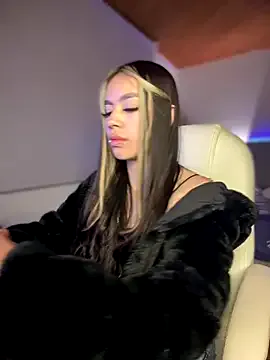 Karina16_pink — GET NAKED 