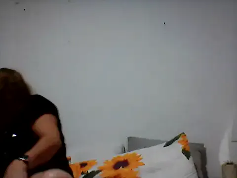 karlabarrera — desnudo