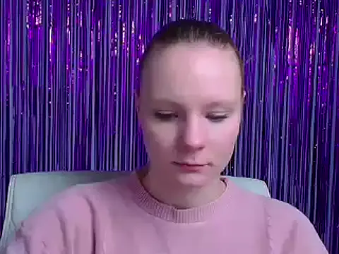 Kassandra_XX — show feet