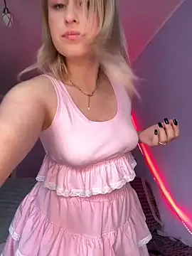 KassandraTress — Gentle vibrations for a cute girl