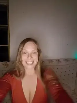katiestevens — Bobies bouncing