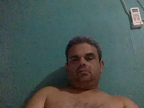 Katracho6969 — Buscas un papi ?  $$