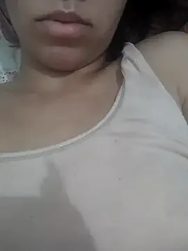 kauzinha1906 — Freechat on StripChat