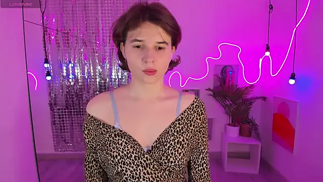 Kayce_Kim — Naughty bite my juice lips