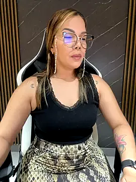 KellyBrooklyn_ — Good afternoon Boss