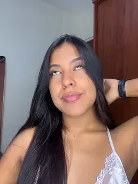 Kendra_C — Spit in the boobs + massage