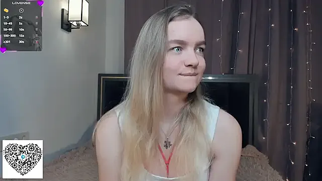 KerenFurguson — Help me take off my skirt
