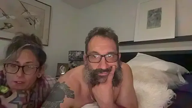 kheironNkrenaiai — Get her in the bubble bath and eat pussy