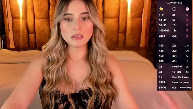 KiaraCarter — SHOW MY TITS+OIL