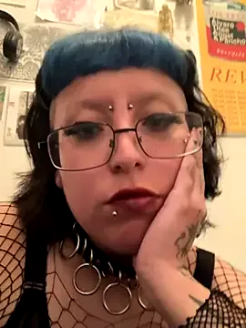 kinkydolly666 — holiii