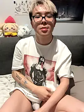 KiroooKim_ — Public Cum