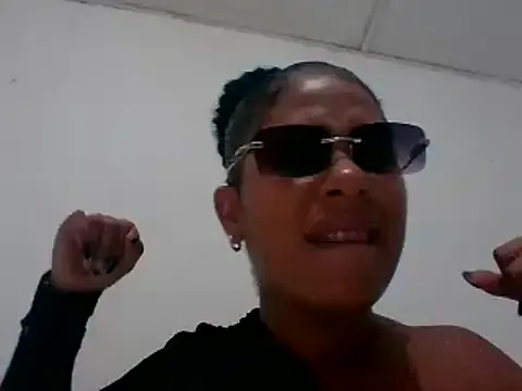 Kitra_New — Freechat on StripChat