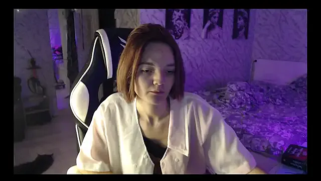 Kitti_study — Sucking gently on a purple dildo
