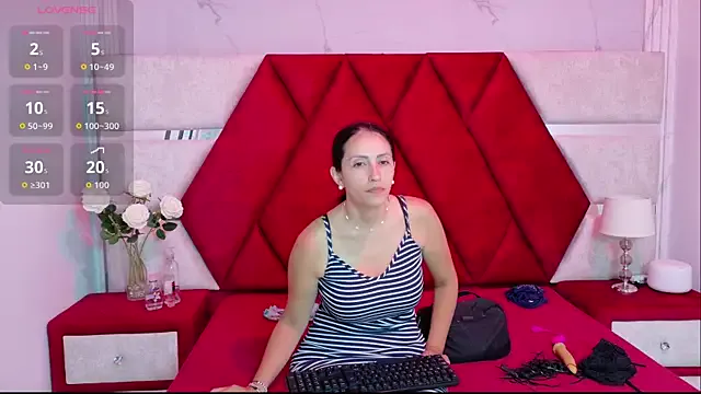 Kity_spiderr — SEXY BLOWJOB + TOPLESS