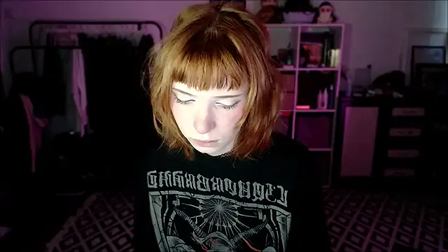 Klares_Wasser — Half the one boob