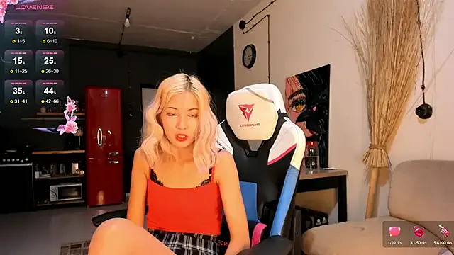 Korean_blink — Private on StripChat