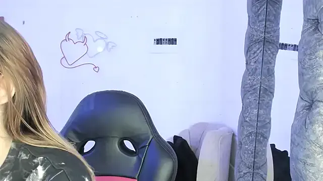 kristal_joi_dl — rub pussy
