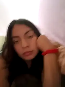 kyeporno — Ense mis chichis por  3 minutos