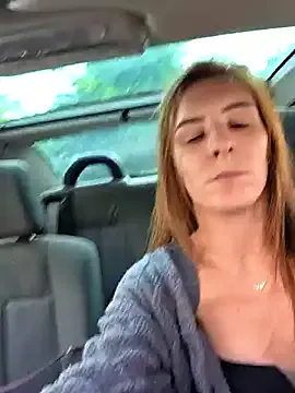 Ladykimberly_XOXO — ENLEVE MA JUPE  ET GODE PUSSY 
