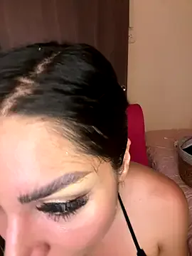 laemmarouse — squirt+dildo+ play my pussy hot mmm