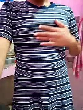 laleela1 — Boobs show