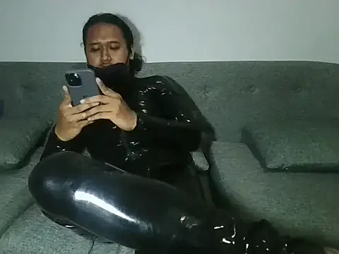latexidn — give cum