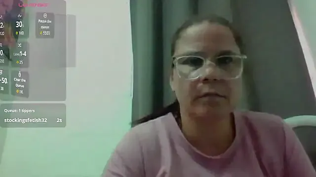 latinamaster — flash boobs