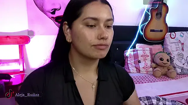 LauraRuiz1 — Hi Aleja