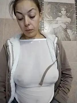 LenaBloomy — Make me cum and wet and finger in pussy