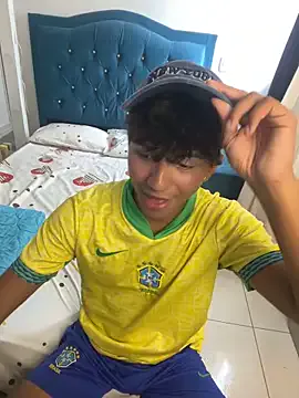 Leonarrrd_01 — SUPER CUM SHOW