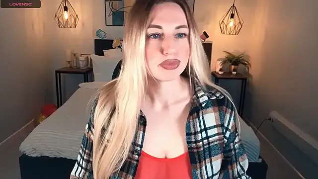 Lexi_terele — Playing with puss in panties