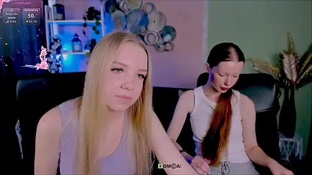 leyla_hottie — show belly