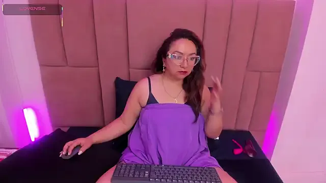 leyla_smithh — blowjob