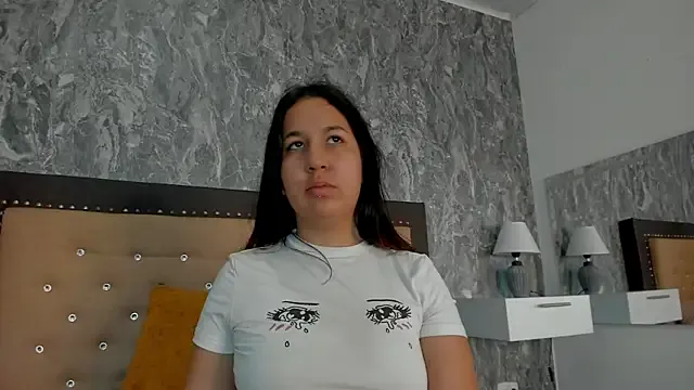 Lia_sarahi — noughty fingers on my ass