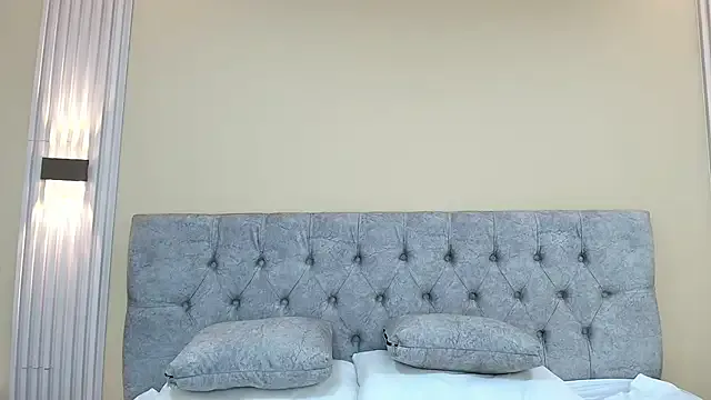 LiaMonroee_ — Ride dildo so hot