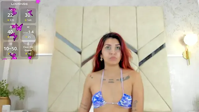 LiaVelez — DILDO FUCKS MY MOUTH DEEP AND HARD