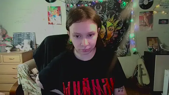 Lil_foxxx — Freechat on StripChat