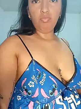 LILI_ADAMS — play with my tits