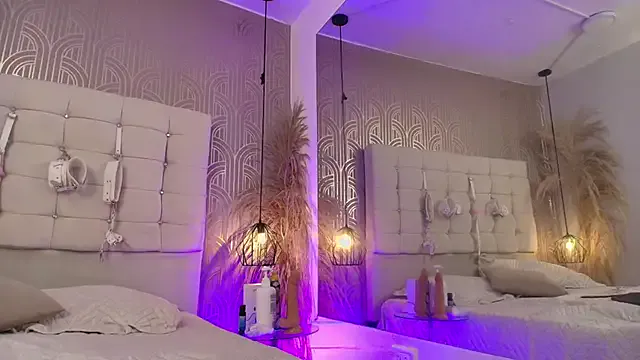 Lilith_Vera — TWERKING IN YOUR FACE 