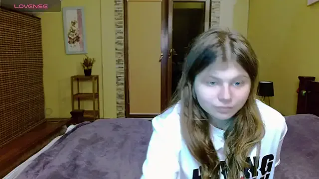 Lilly_Jess — I'll turn on your favorite music