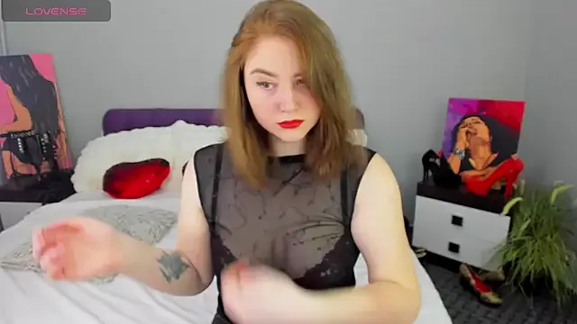 lillyloan4u — Freechat on StripChat