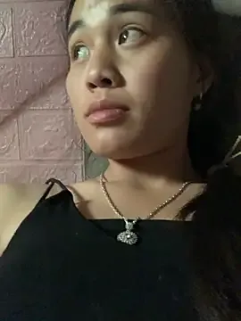 Lin98-pusy — I am a poor girl. Please help me.
