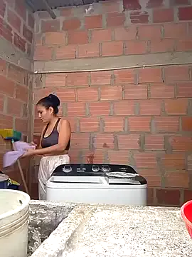 Linis_19 — Full naked